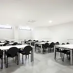 Hostel Residencia Universitaria Resa La Concepcion *