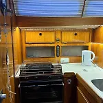 Unique Experience In Sailboat! In The 4 Seasons!! B Shi Botel