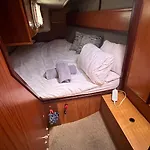 Unique Experience In Sailboat! In The 4 Seasons!! B Shi *