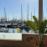 Unique Experience In Sailboat! In The 4 Seasons!! B Shi Botel Valencia