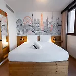 Szálloda Easyhotel Ciutat Vella