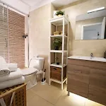 Casa Ross En Ruzafa * Valencia