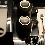 Blanq Gran Via Отель Валенсия