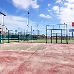 Beachfront Family Валенсия