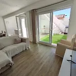 Premium Terrace شقة *