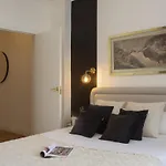 Denia Ii Boutique In Ruzafa *