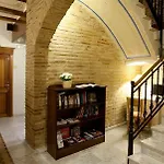 فندق Ad Hoc Monumental 1881 3*