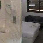 Bed Of The Sea Гостевой дом Валенсия