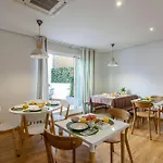 Garden 4* Valence
