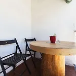 Arrendamiento De Temporada En Ruzafa 아파트 *