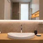 Florit Flats - Chic And In A Lively But Quiet Area Walking Distance Valence