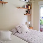 Privada A 1500 Metros De La Playa ホームステイ