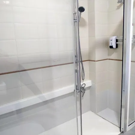 Flats Friends Plaza De La Reina Valenza