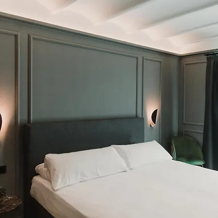 Reina 107 Boutique Guest house