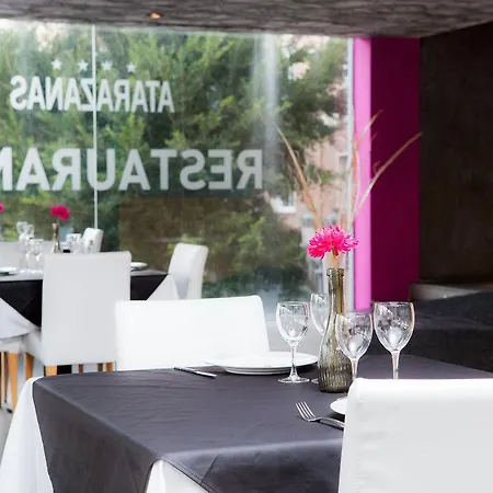 Sea Port Otel Valensiya