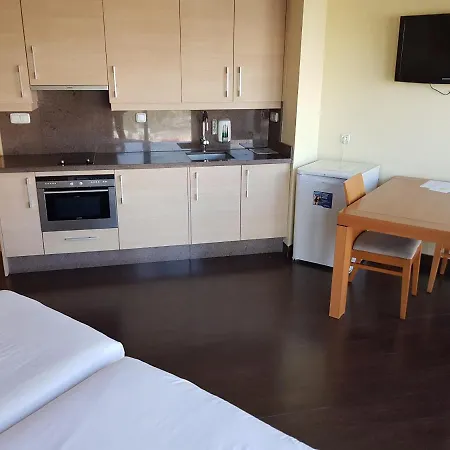 Hotel apartamentowy Galileo Flats - Palacio De Congresos