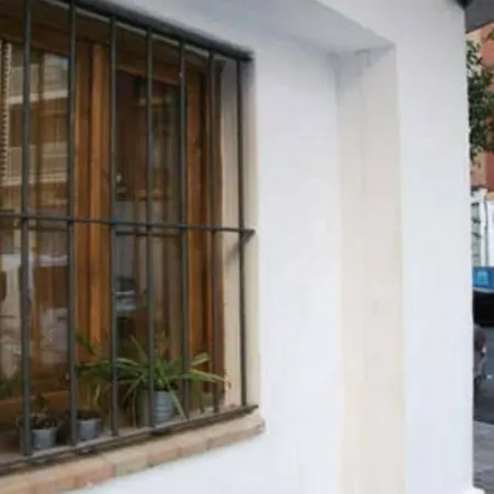 Alojamento de Acomodação e Pequeno-almoço El Palacete De En Corts Valência