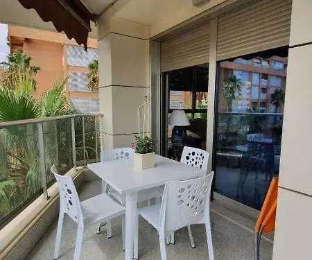 Apartamento Primera Linea De Playa *