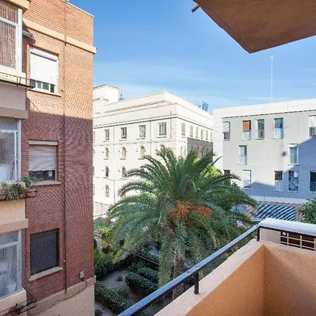 Апартаменты Apartamento Schwarz Валенсия