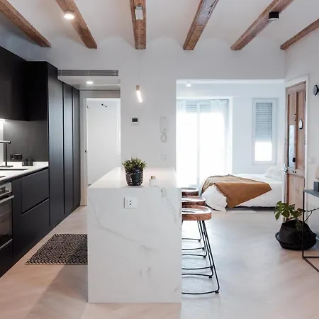 Feeling At In The City Center Apartment *