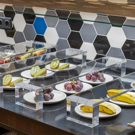 Ilunion 4 4* Valencie