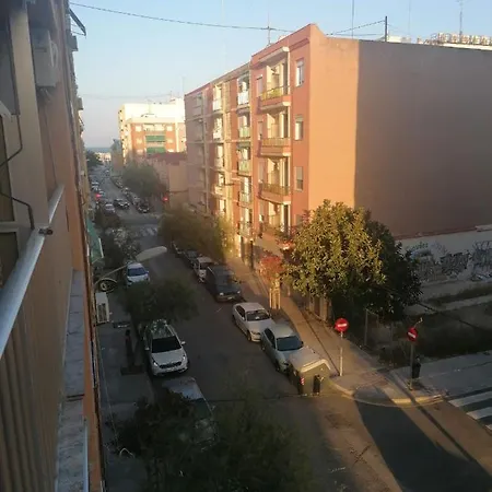 Malvarrosa Apartamento *