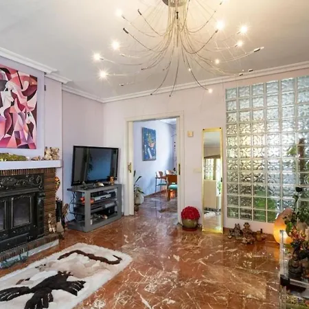 Homestay szállás Palau De Vic *