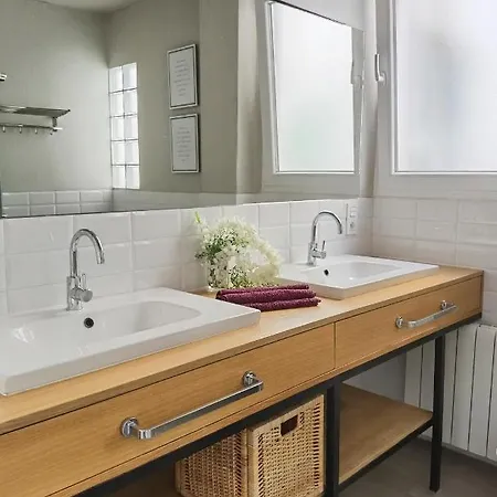 Lägenhet Hall Market