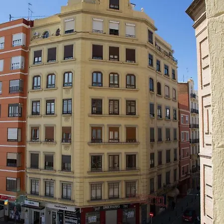 Hostal Russafa Youth