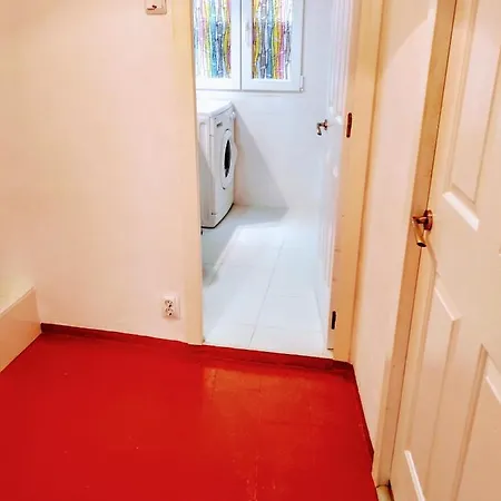 Apartment Valencian Dreams Of The Proletariat