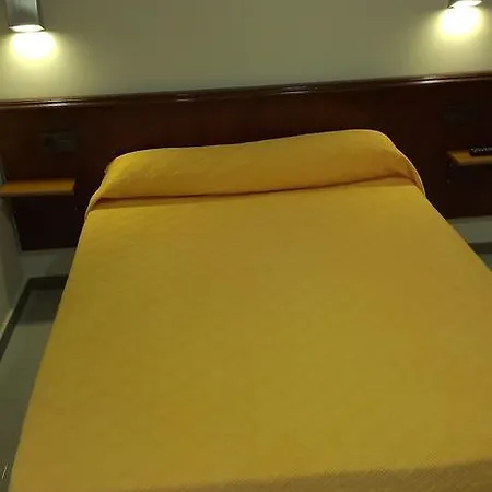 Hostal Bisbal Only Adults No Ac * Valencia