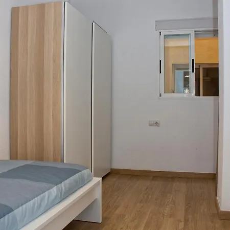 Spacious And Modern Apartment Close To The Beach! * Valencia