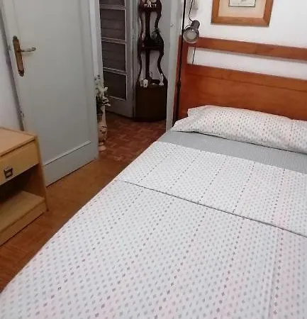 Mary's Cost فندق *