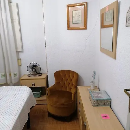 Mary's Cost فندق