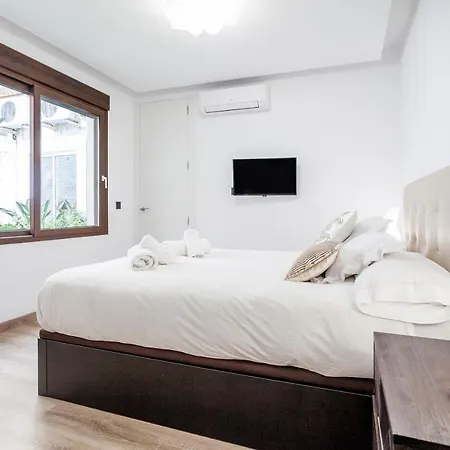 Tatil Evi Casa Espectacular De Diseno Con Jardin Interior Valensiya