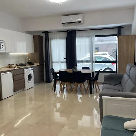 Travel Habitat La Marina Real * Valencia