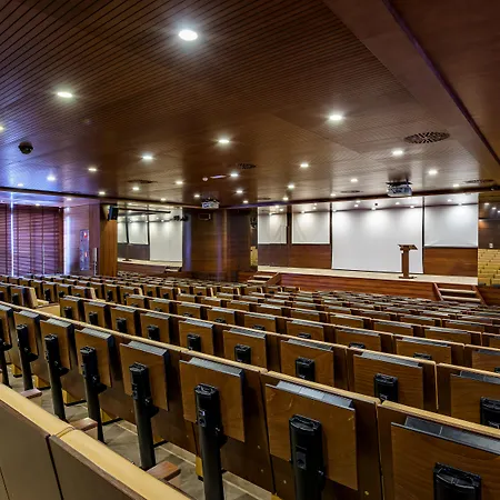 호텔 아레나스 발네아리오