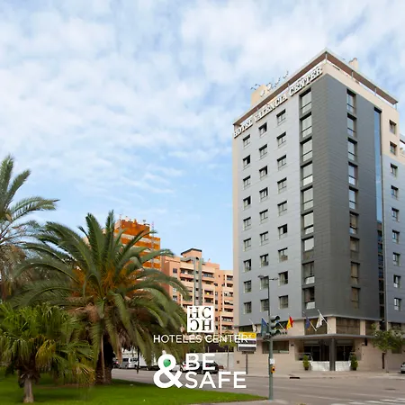 Ξενοδοχείο Center 4*