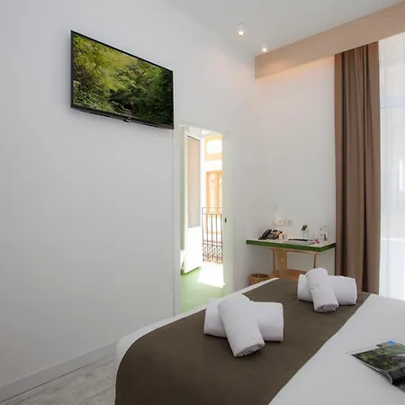 Casual Socarrat - Adults Only 3*