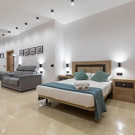 Travel Habitat La Marina Real ולנסיה