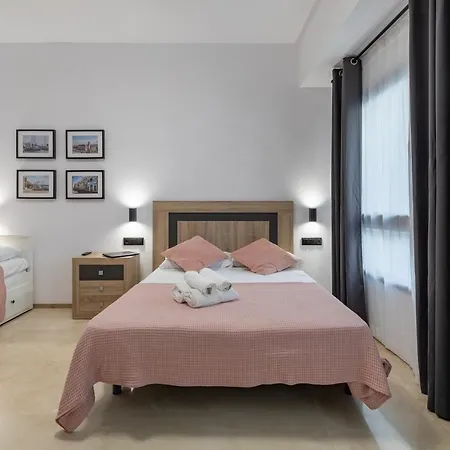 Travel Habitat La Marina Real *