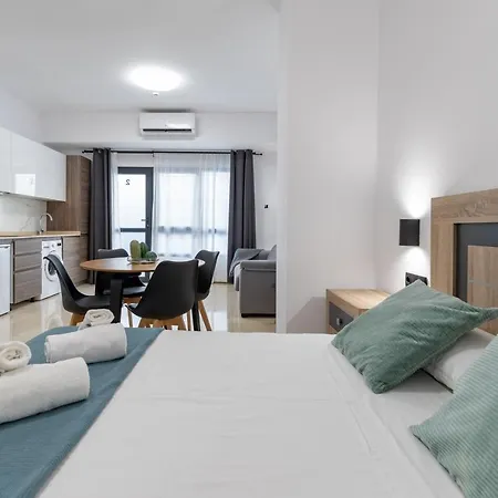 Apartman Travel Habitat La Marina Real *