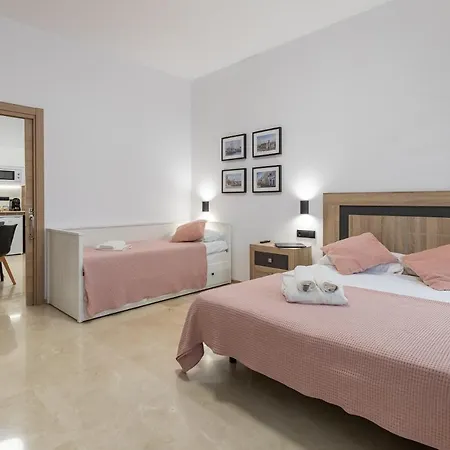 Apartman Travel Habitat La Marina Real *
