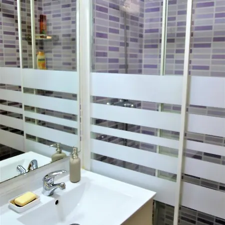 Double Cozy Room. Ruzafa - Perfect Place To Privat bolig Valencia