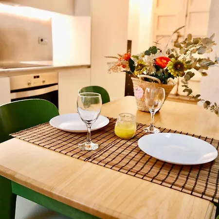 Estudio De Diseno En El Cabanyal Apartman