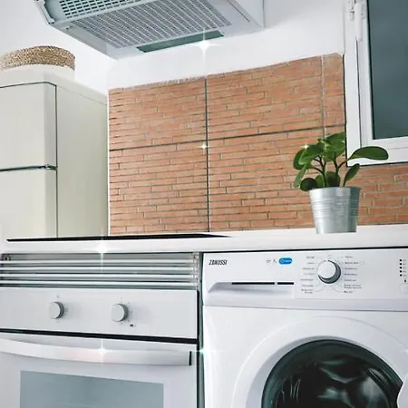 Bonito Apartamento Cerca Del Casco Antiguo Apartment *