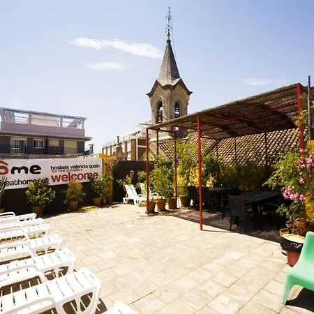 Feetup Backpackers * Valencie