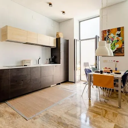 Cozy Loft Patio+pool +wifi アパート *