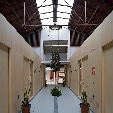 Hotel Mythic 3*