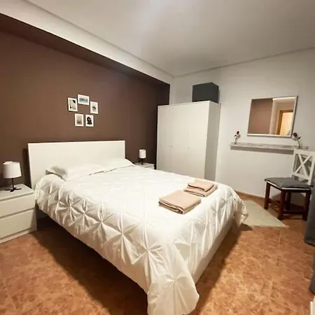Apartment In Spacious Flat In Valencia